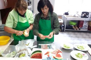 Nauczyciele podczas szkolenia gastronomicznego