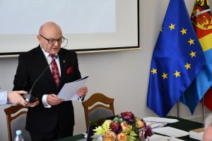 Przewodniczący - Paweł Betkier